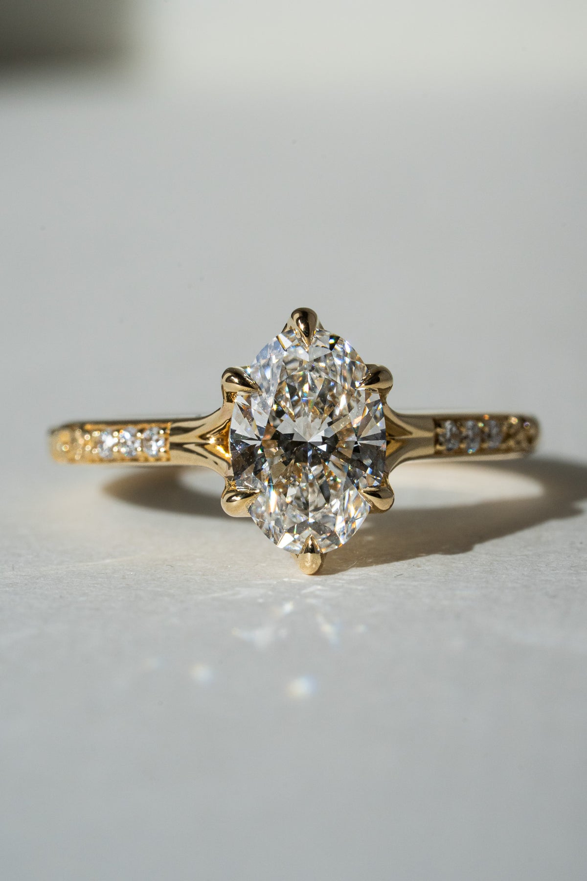 Oval diamond with vintage accent band