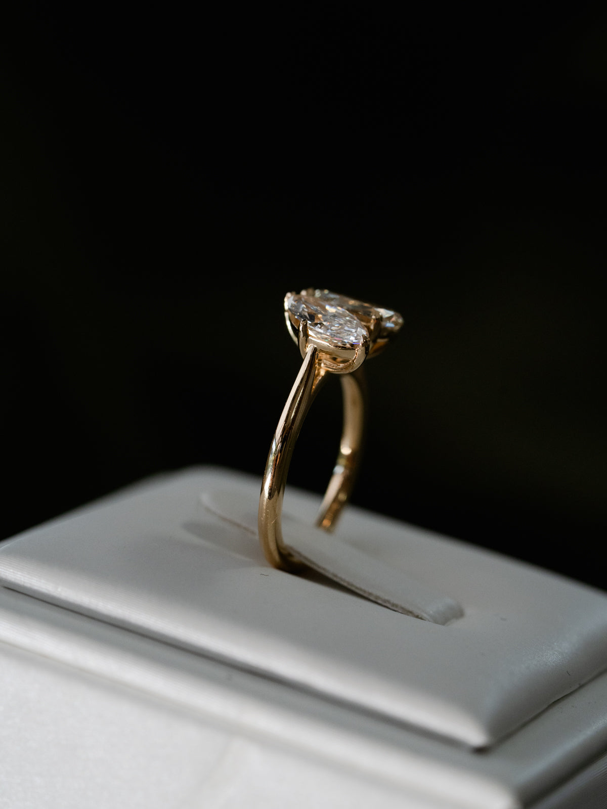 Pear and marquise toi et moi yellow in 18k gold